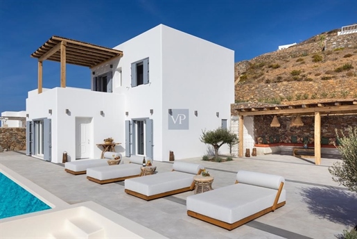 Mirage Villa in Charasonas Syros