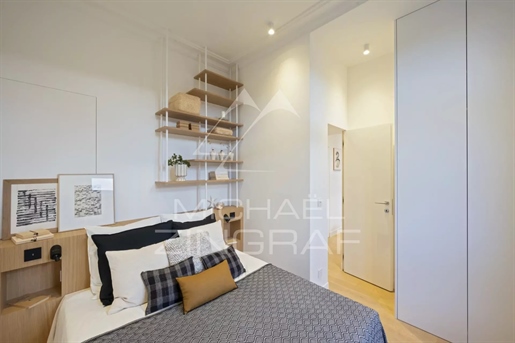 For sale - 2 rooms - Rue de Seine - As new