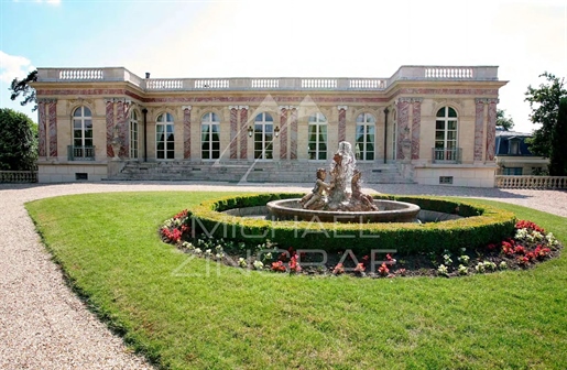 Zum Verkauf - Stadtpalast - Palais Rose