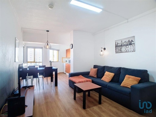 Appartement T1 à Faro de 56,00 m²