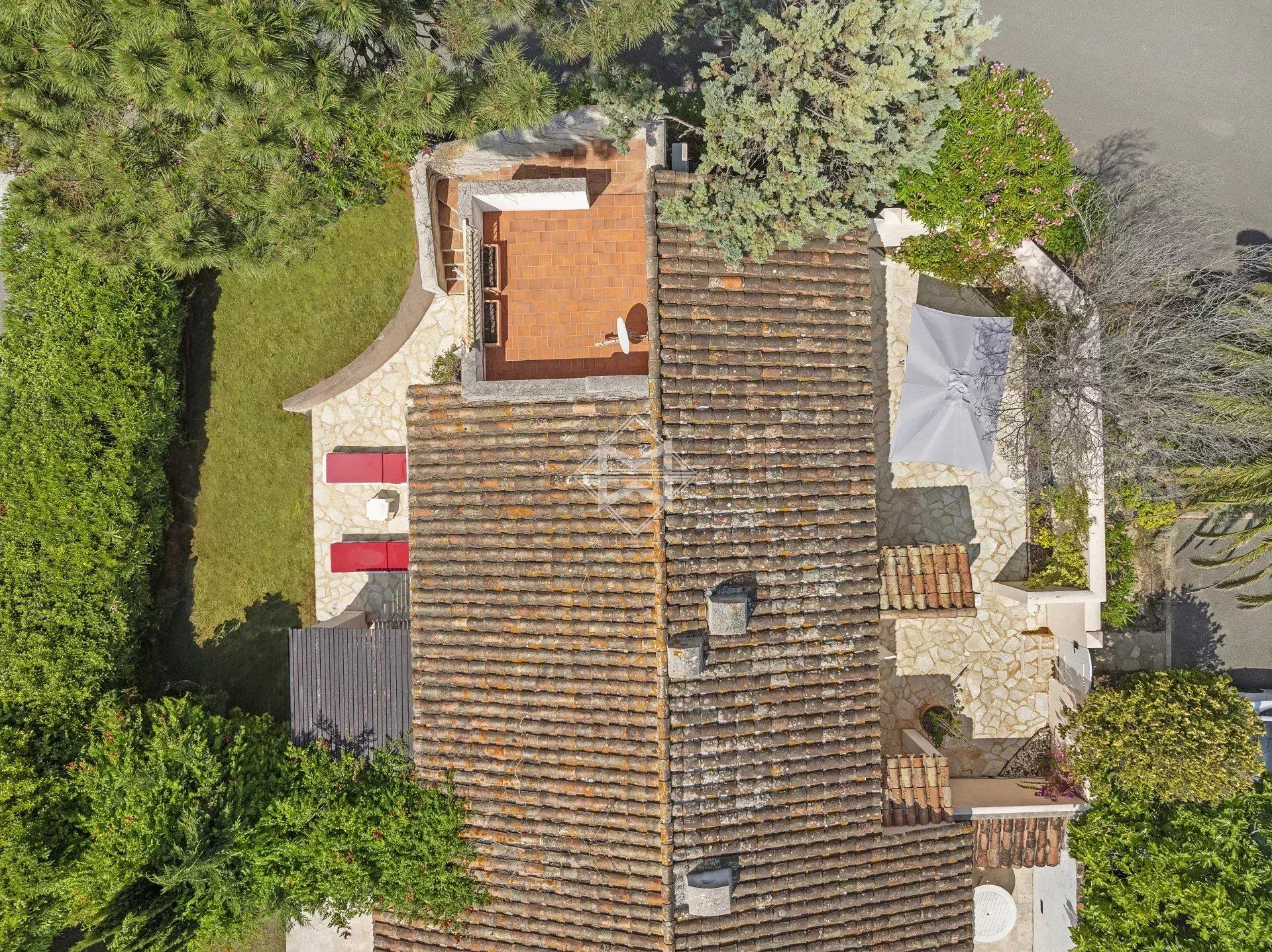 Köp: Hus (83350)