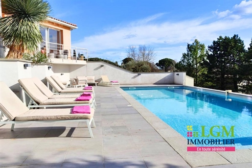 Lauzerville, magnificent contemporary house/villa with swimming pool and independent apartment