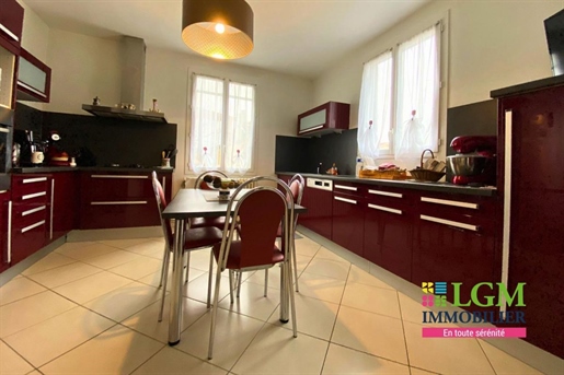 Montauban detached house 5 rooms of 152m² on a plot of 1301m²