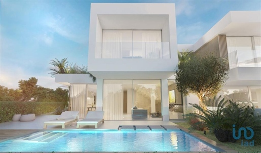 Home / Villa met 3 Kamers in Faro met 170,00 m²