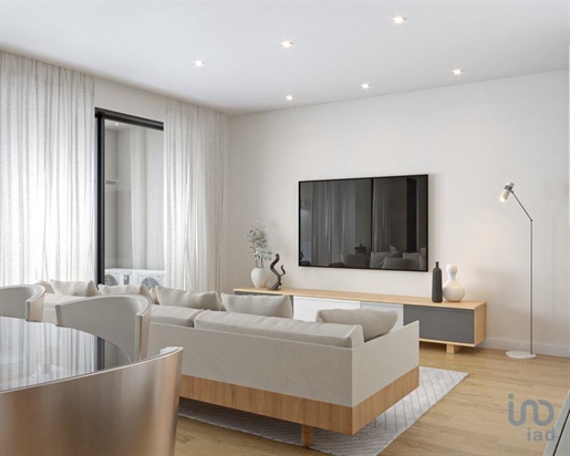 Appartement met 4 Kamers in Faro met 146,00 m²
