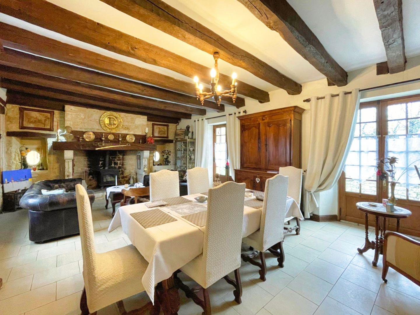 Maison à vendre, 143m², Salignac-Eyvigues