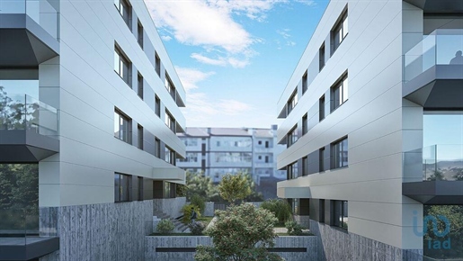 Appartement T2 à Porto de 117,00 m²