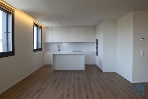 Appartement met 2 Kamers in Porto met 100,00 m²