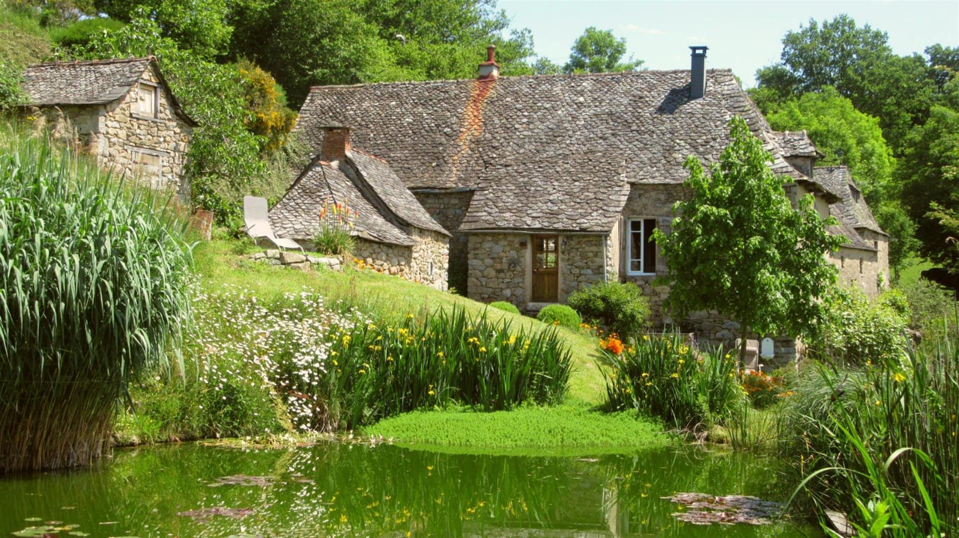 Talo Aveyronissa (Ranska)