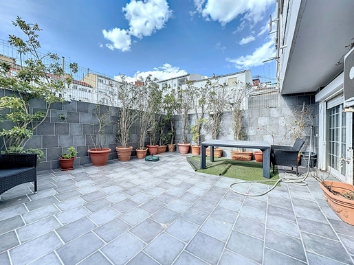 Bright apartment or office with terrace in Peris y Valero - Russafa - Valencia