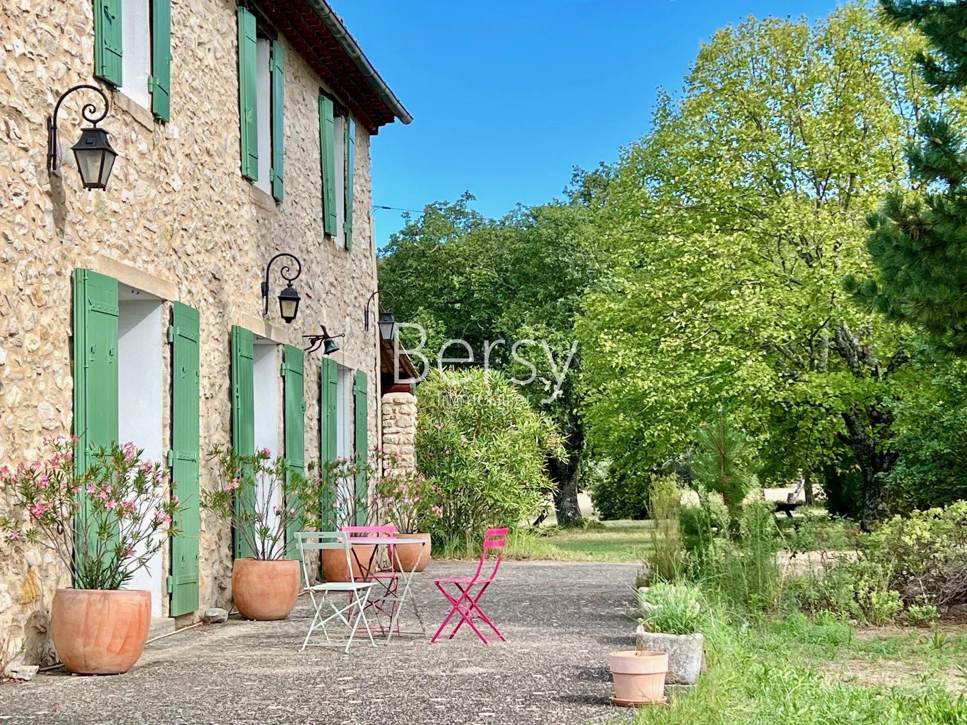 Maison à vendre, 225m², Pernes-les-Fontaines