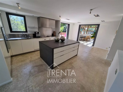 Premium house 285 m2 - Trenta Real Estate