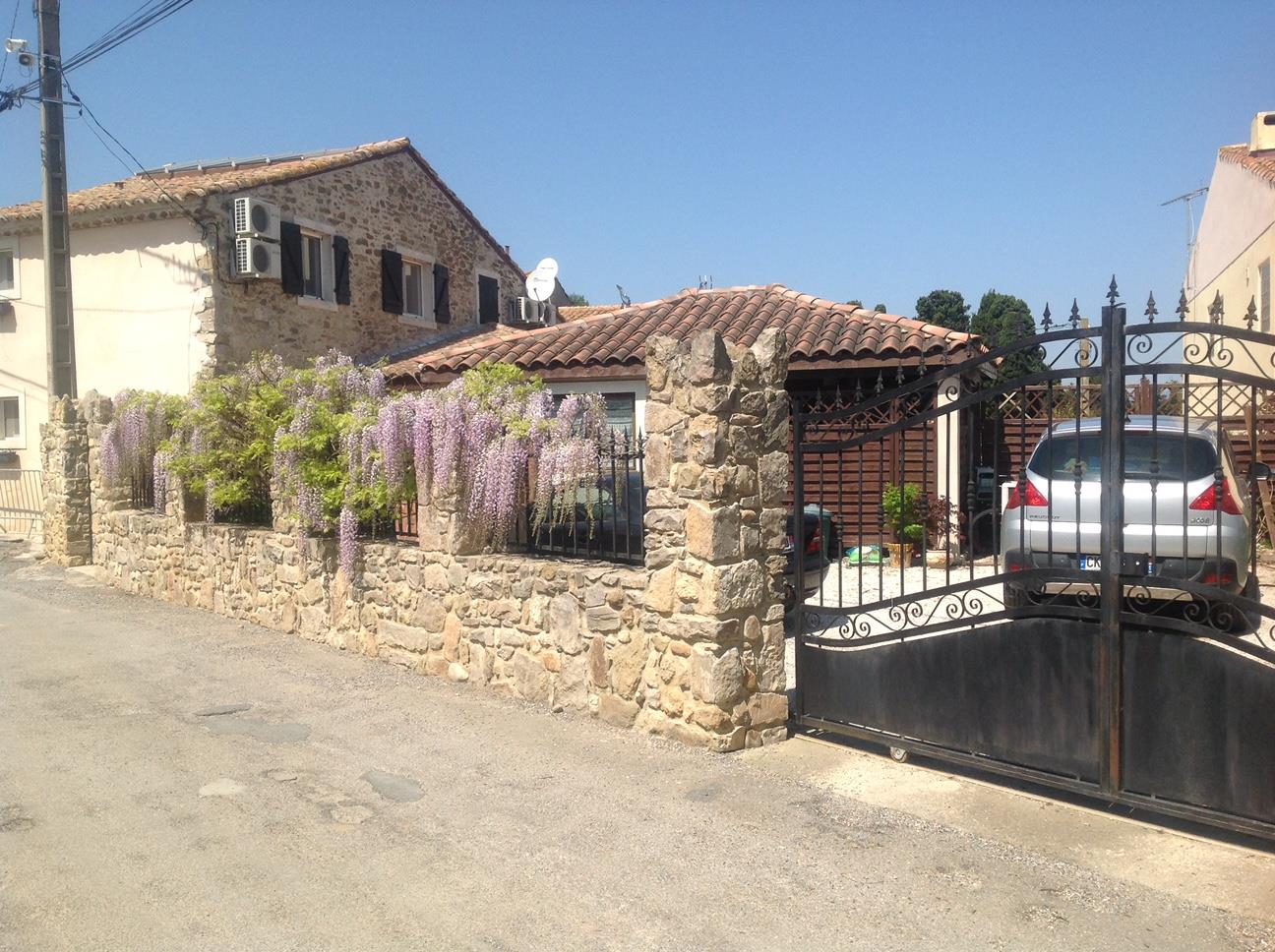 Stone Villa with four ensuite bedrooms and pool
