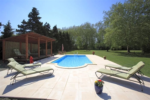 Exceptional property with pool and 4 gîtes