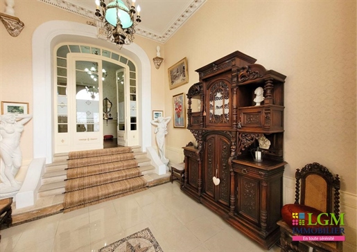 Charming setting in the heart of Mazamet: "Turnkey" guest house / Large family home