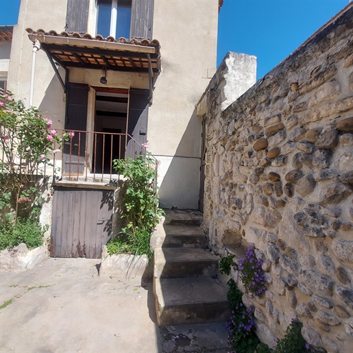 Eyragues (13630) - Maison De Village 2 Chambres Avec Exterieur