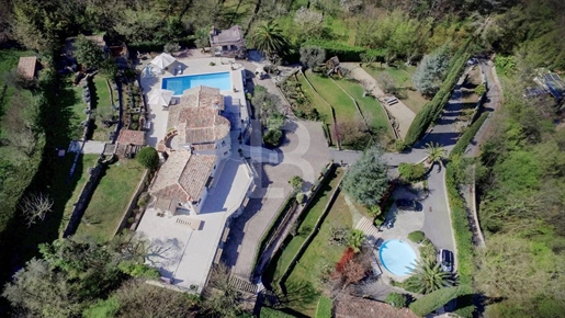 Magnificent exclusive property with panoramic views in Le Rouret