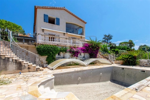 Saint-Paul-De-Vence, Villa à moderniser avec piscine et vue panoramique