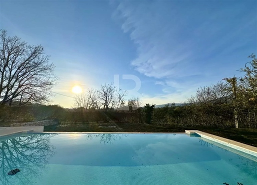 Stunning Contemporary house for sale in Chateauneuf-Grasse