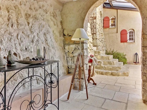 For sale, unique and charming farm house with sea views in Bar Sur Loup