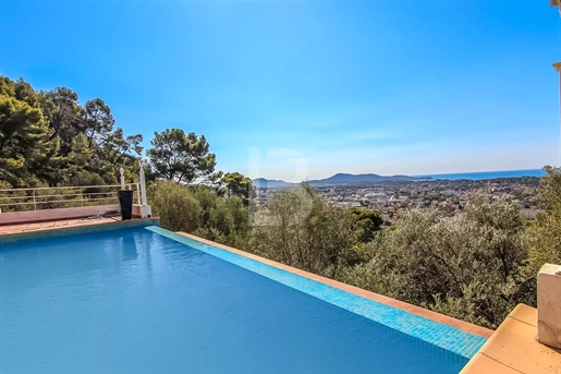 Villa à vendre avec vue mer panoramique sur le Haut Faron, Toulon.