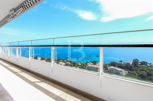 Prachtig appartement met panoramisch uitzicht op zee te koop in Cannes