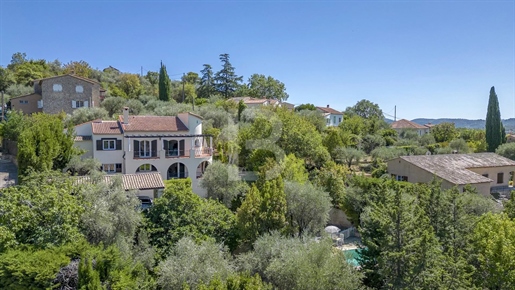 Beautiful Hacienda-style architect villa for sale in Grasse