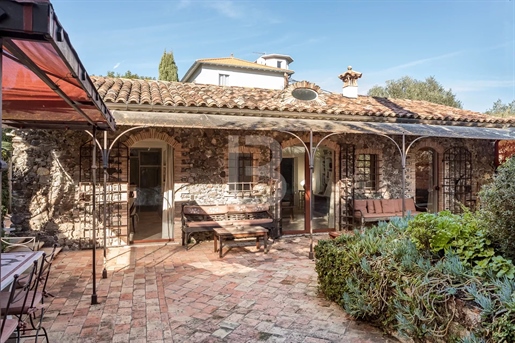 Cap d Antibes charmante Provençaalse villa