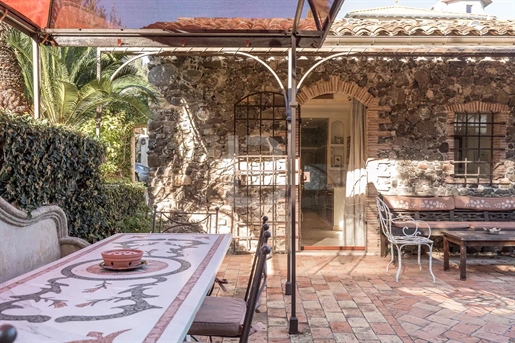Cap d'Antibes charmante villa provençale