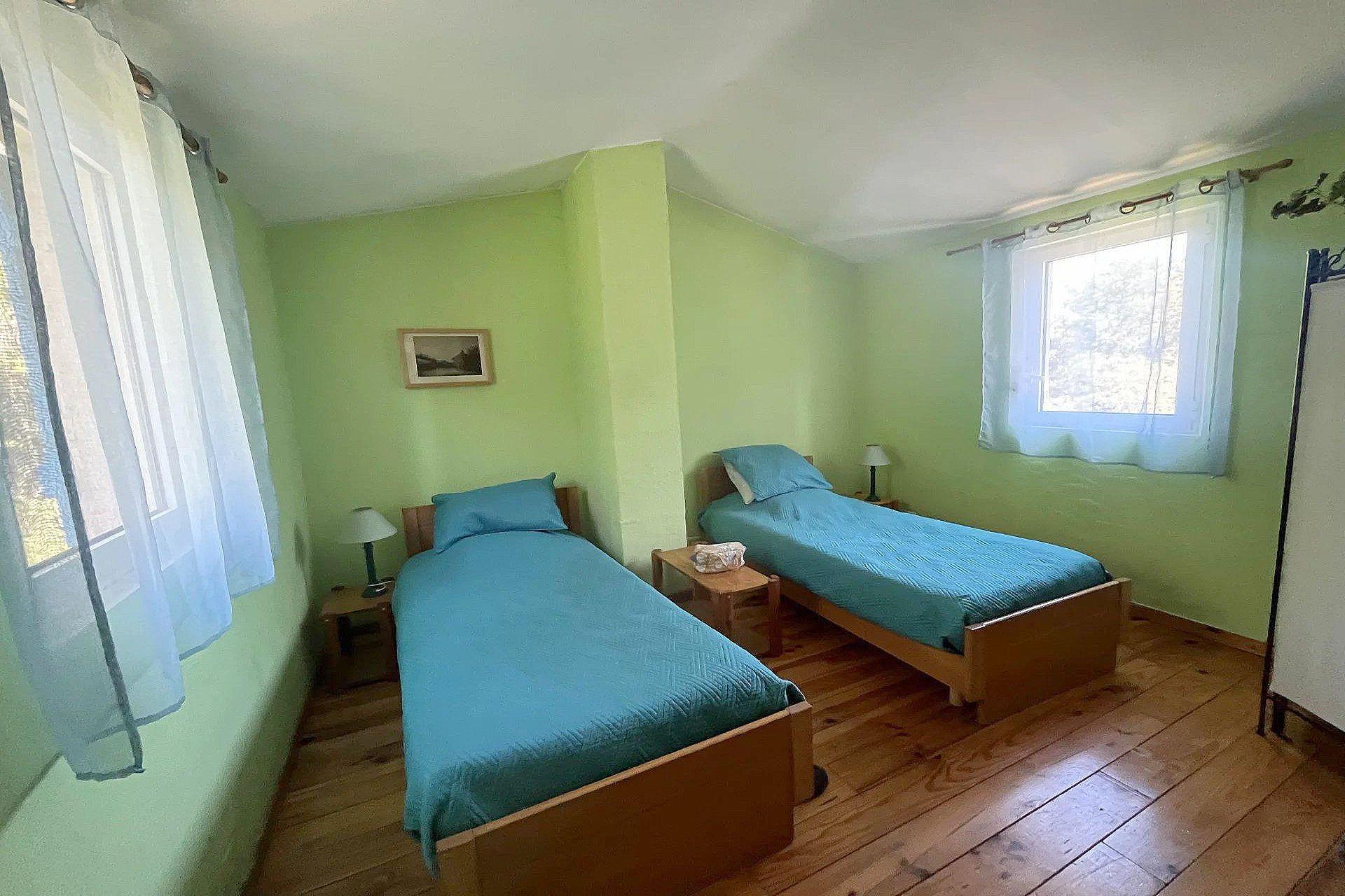 Köp: Hus (83570)