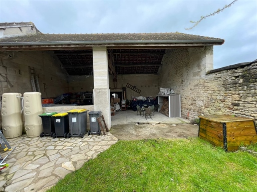 Ensemble immobilier Nucourt