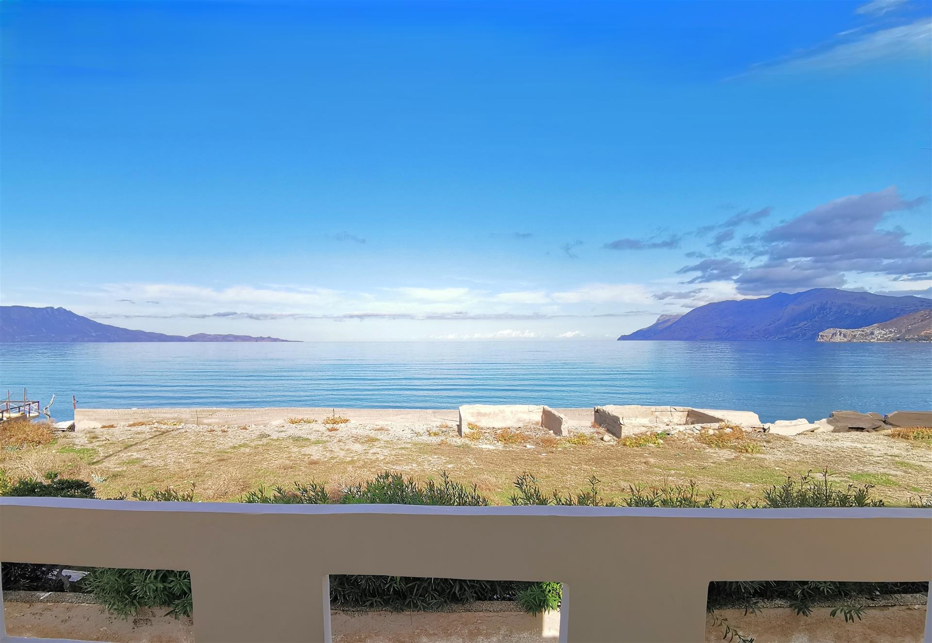 Building with two apartments facing the sea, near Kissamos, Crete 