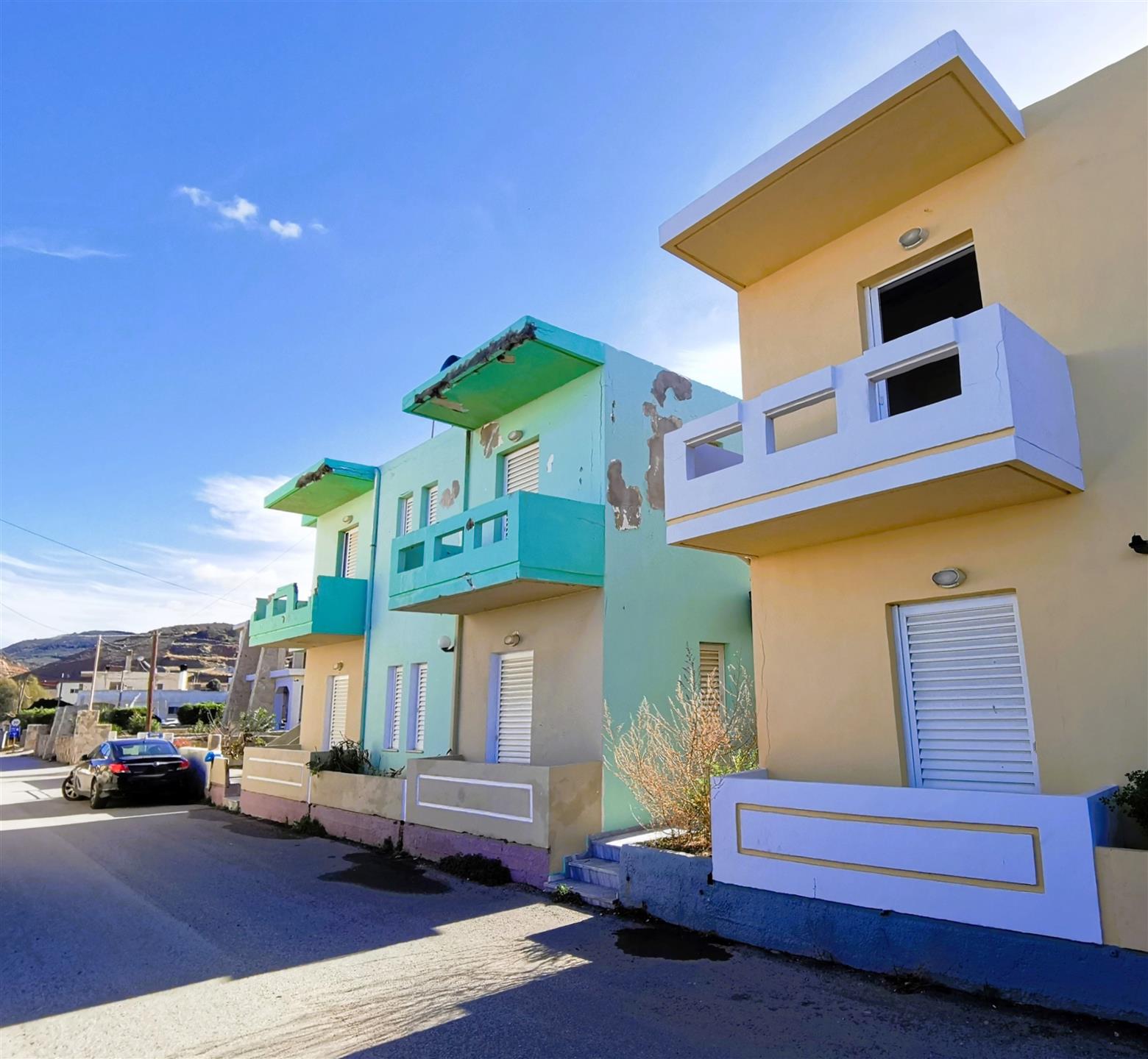 Building with two apartments facing the sea, near Kissamos, Crete 