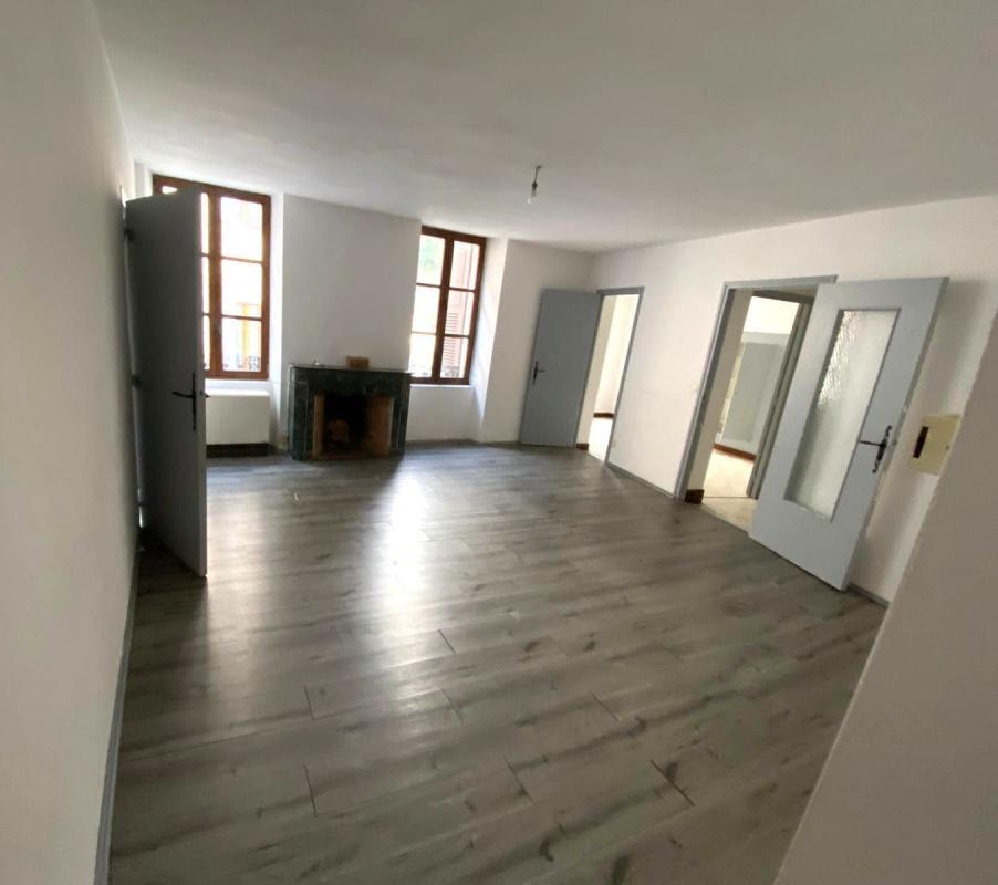 Appartement à vendre, 89m², Largentière