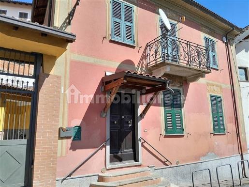 Duża, piękna, idealna nieruchomość w Castelletto d'Orba