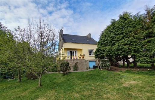 Dpt Finistère (29), zu verkaufen Haus Saint Goazec P6 von 105 m² - Grundstück von 1.708,00 m²