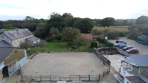 Equestrian center in Normandy on an estate made up of 3 gîtes