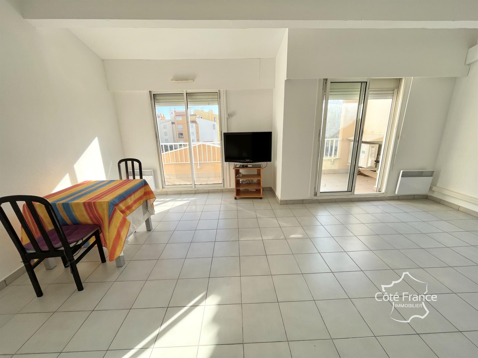 Duplex spațios cu 2 dormitoare în cartierul Saint Martin Le Cap D'Agde