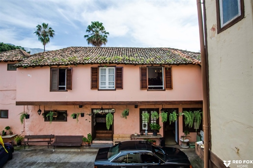 Historic residence since 1890: Limitless comfort and opportunities in the heart of Orotava