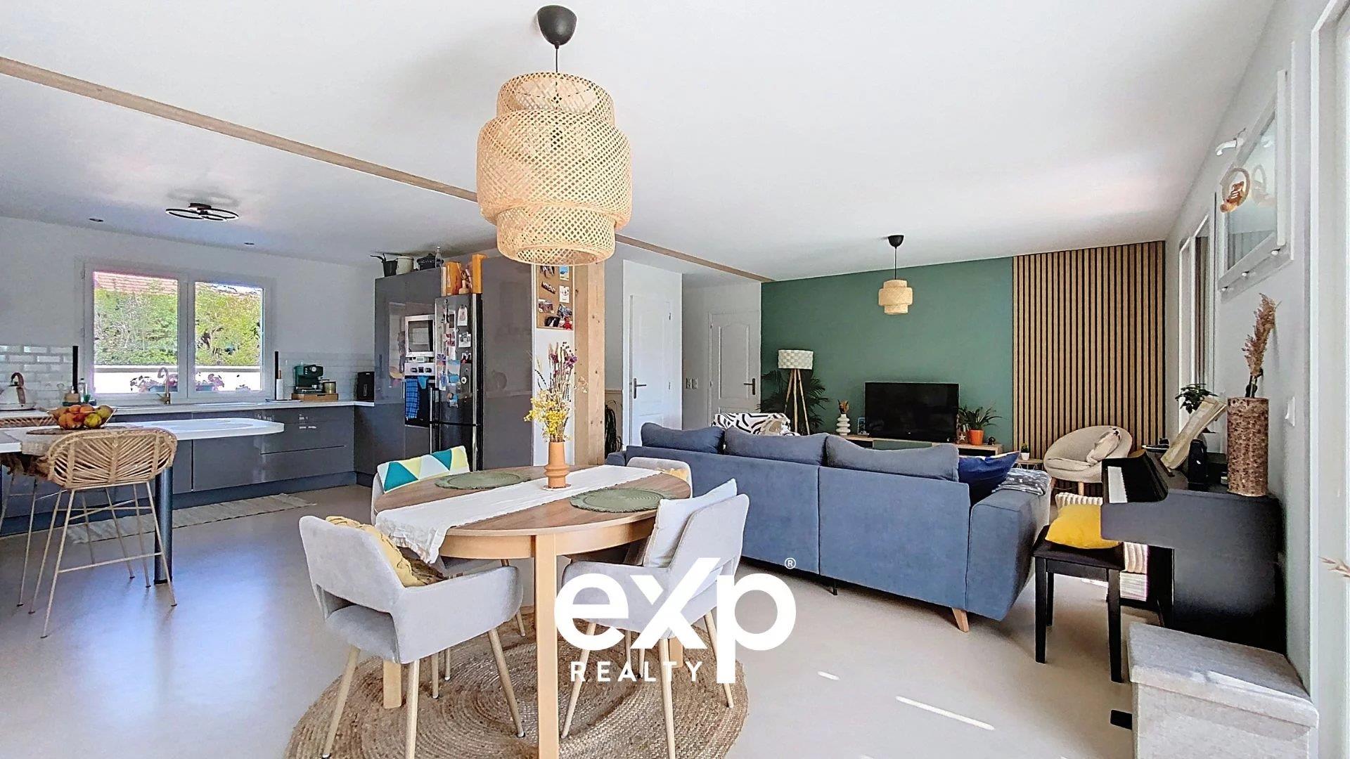 Maison familiale avec logement indépendant et piscine à Messery