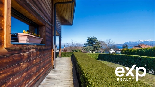Exclusive Property Views of Lake Geneva and Dent d'Oche - Prestigious Residence in Excenevex