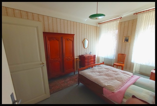 Sarreguemines-House-156M²-9 rooms