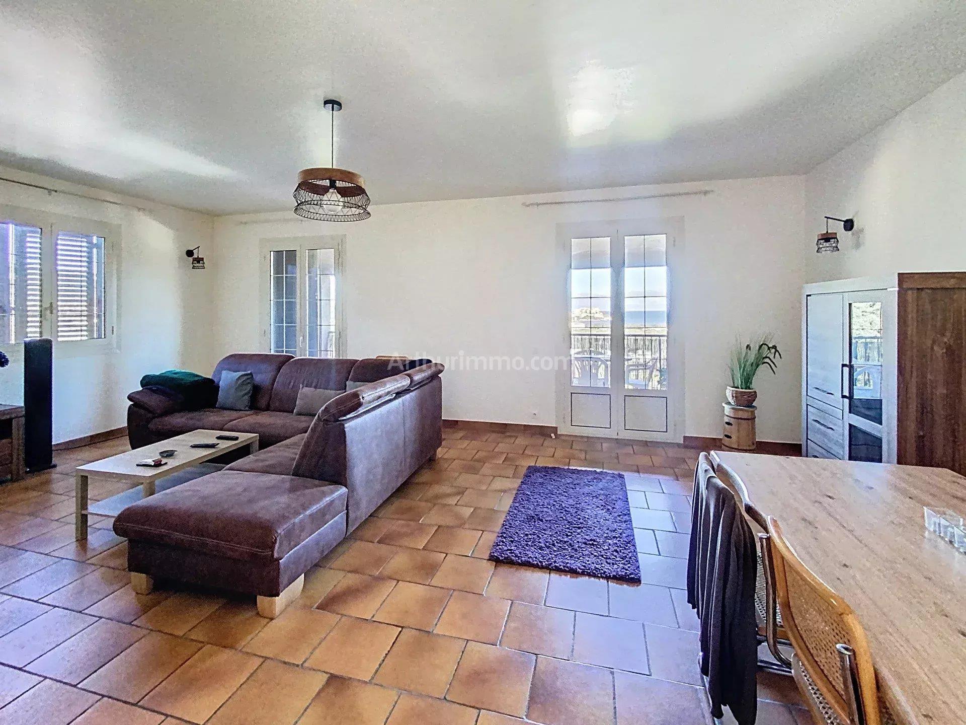 Maison à vendre, 101m², Calvi