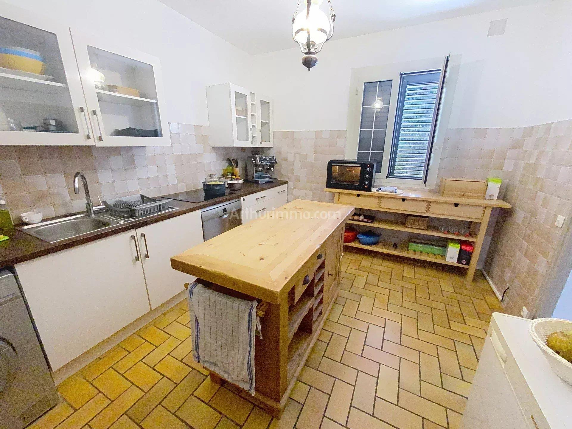 Maison à vendre, 101m², Calvi