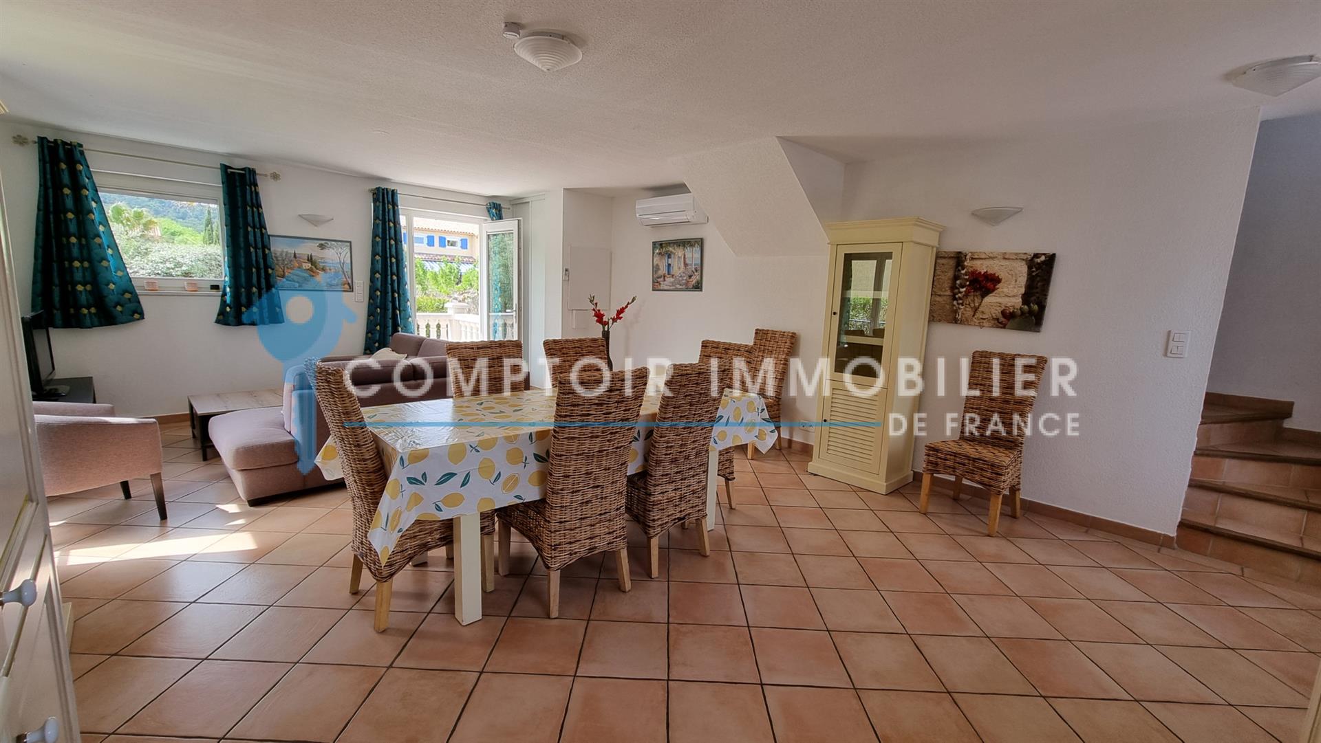 Compra: Vivenda (83550)