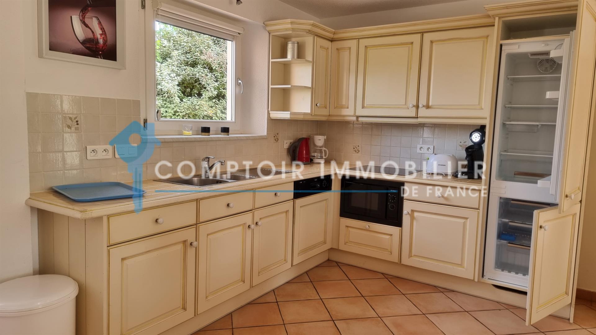 Compra: Vivenda (83550)