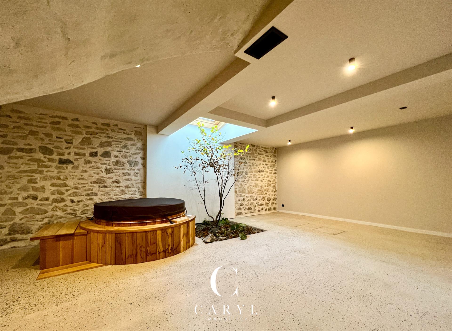Renovated house with ocean view - Biarritz Centre