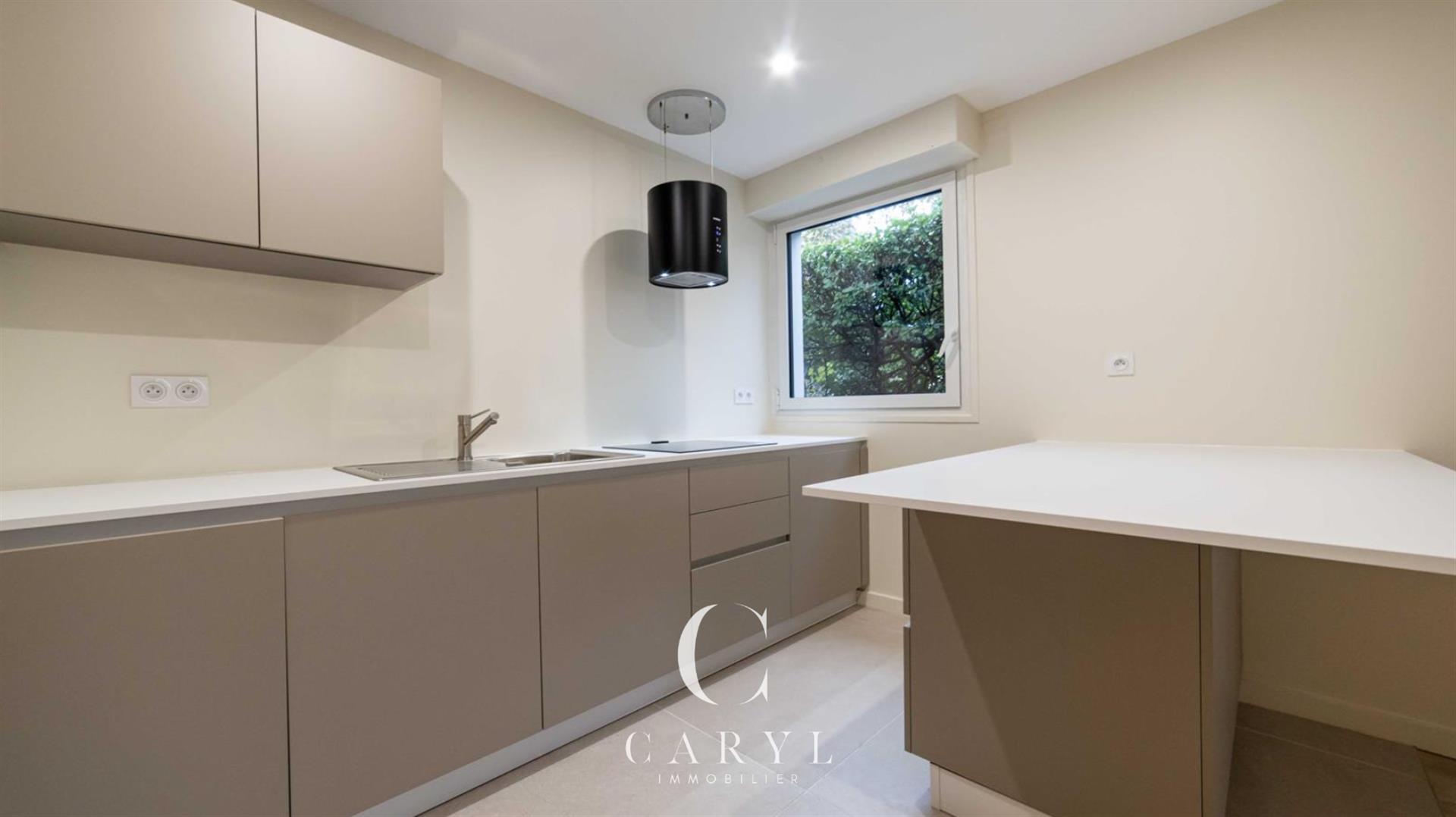 Renovated Apartment - Biarritz Saint-Charles