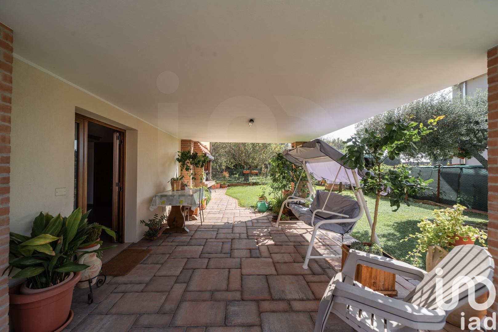 Sale Detached house / Villa 130 m² - 2 bedrooms - Albignasego