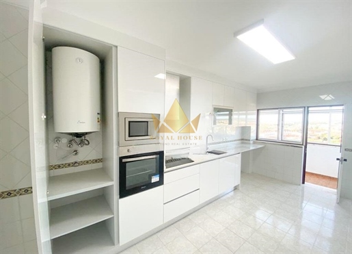 4 Bedroom Duplex Apartment for Sale in Leiria